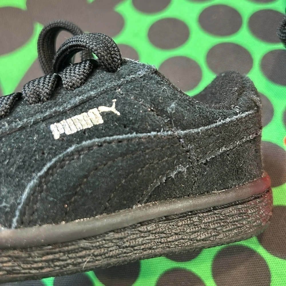 Puma Suede Classic Black Mono silver Infant Children’s Size 5C US new in box